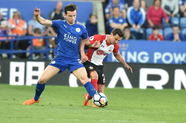 通过此举 通过此举